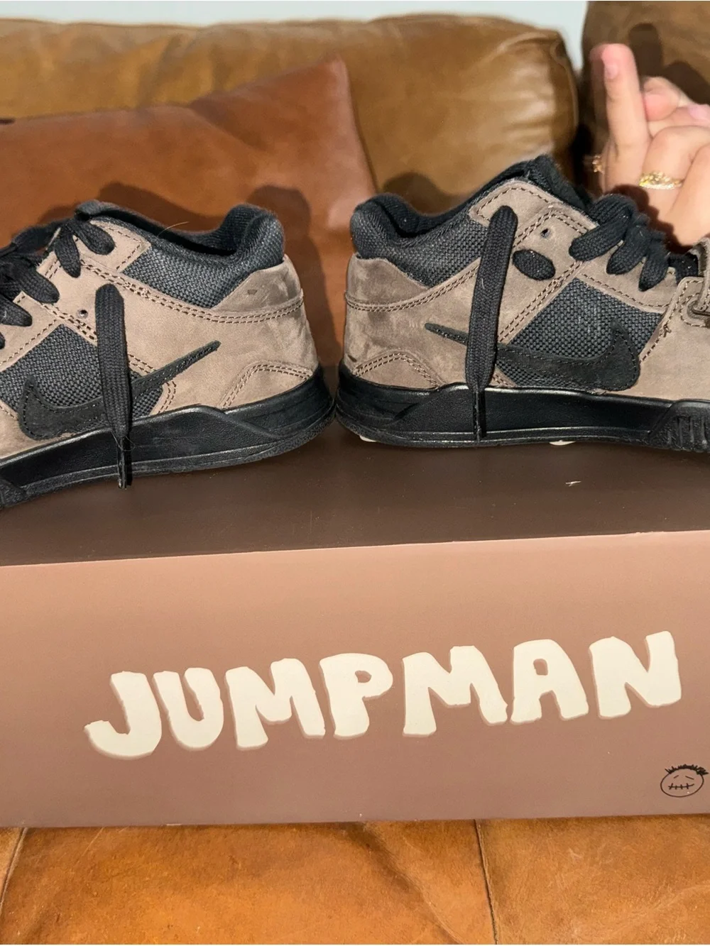 Jumpman mens Sneakers in Brown and Black Travis Scott